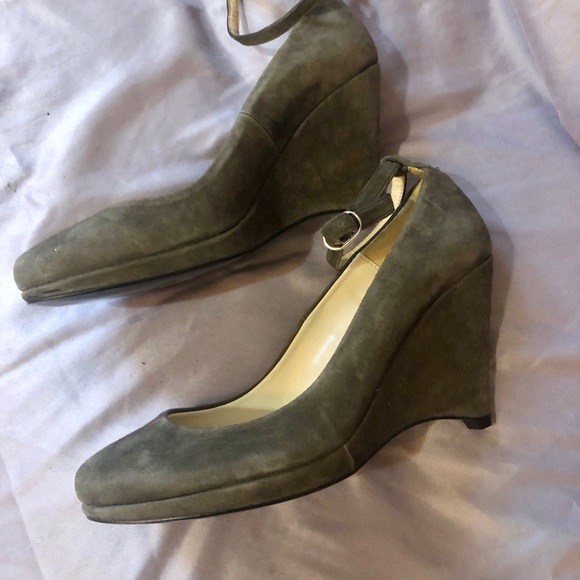 Zara Basic Suede Look Wedge - Picture 2 of 6